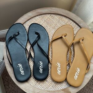 Aerie Women's Black and Tan Flip Flops NWT size 7